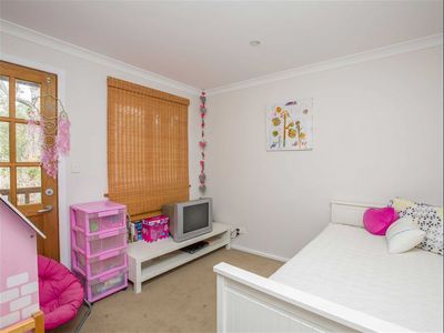 4 Flora Grove , Molloy Island