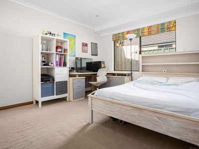 35 Bramley Way, Bibra Lake