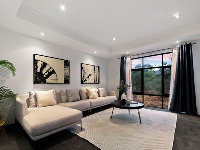 26 Simmonds Parade, Winthrop