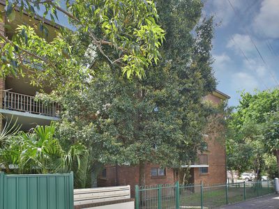 1/16 Railway Parade, Westmead