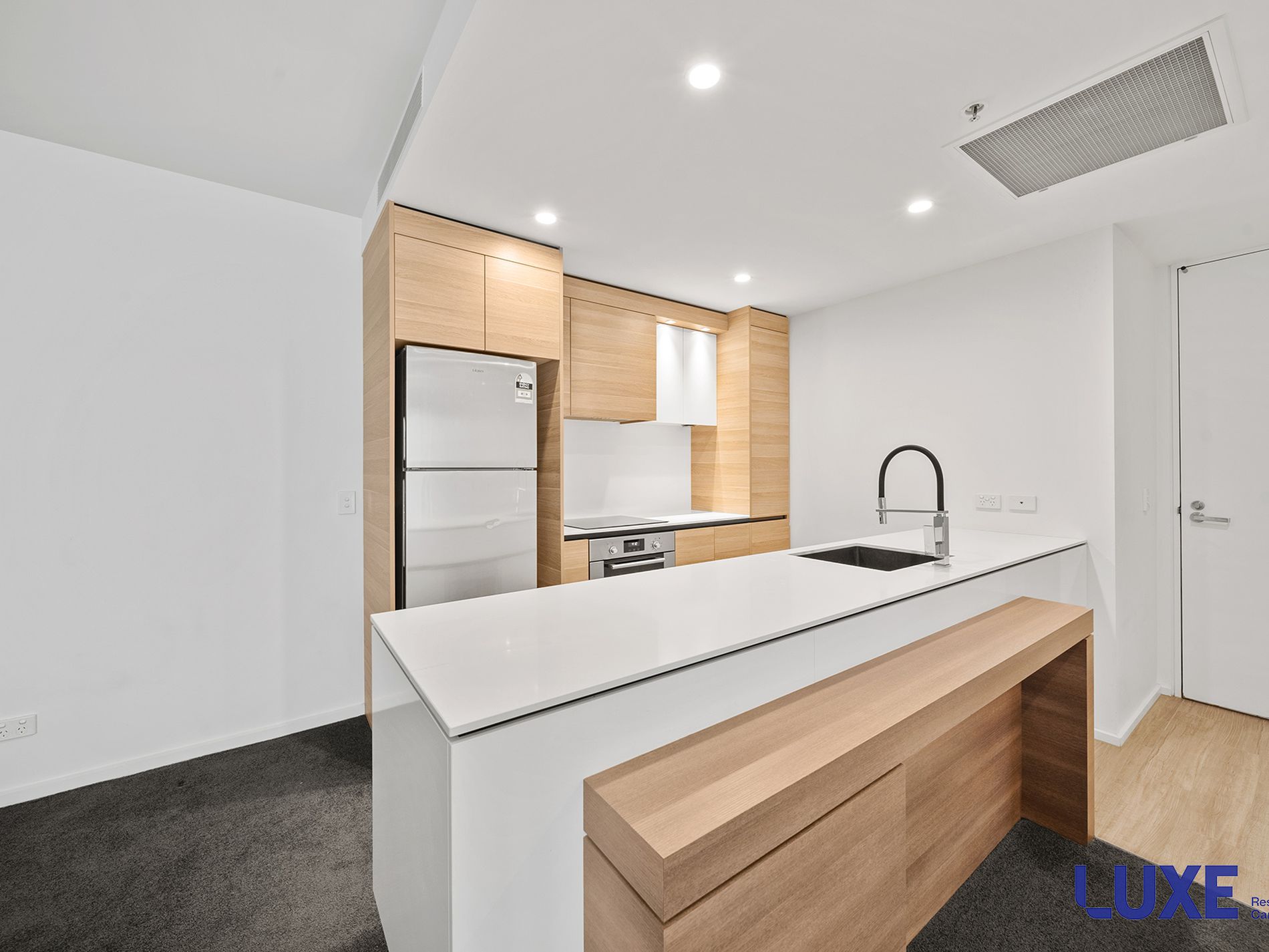 29 / 260 City Walk, City