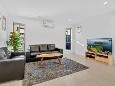 20 Pamplona Way, Clyde North