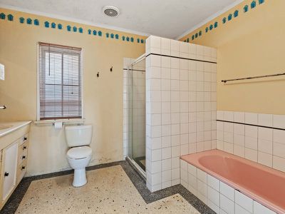 37 SUNNINGDALE AVE, Rochedale South