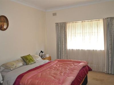 19 Crouch Street, Forbes