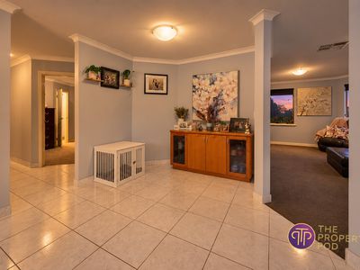 25 Chivalry Way, Thornlie