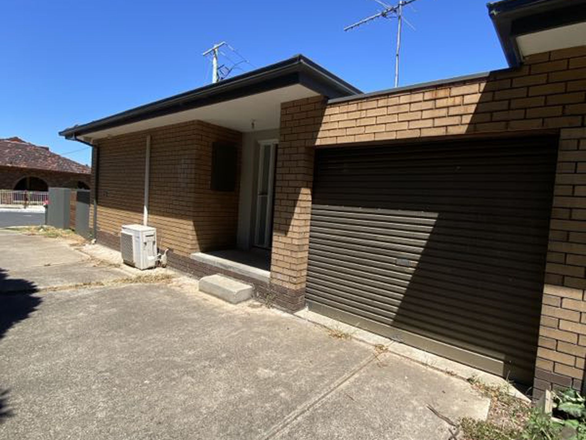 1 / 4 Ferguson Street, Spotswood
