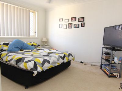 1 / 117 Myall Drive, Forster