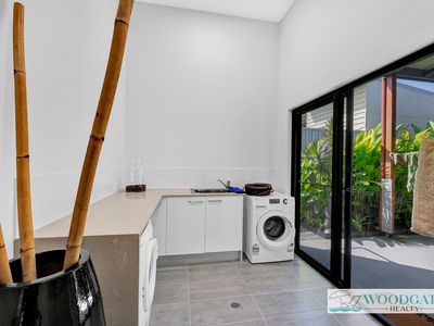 9 Ocean View Dr, Woodgate