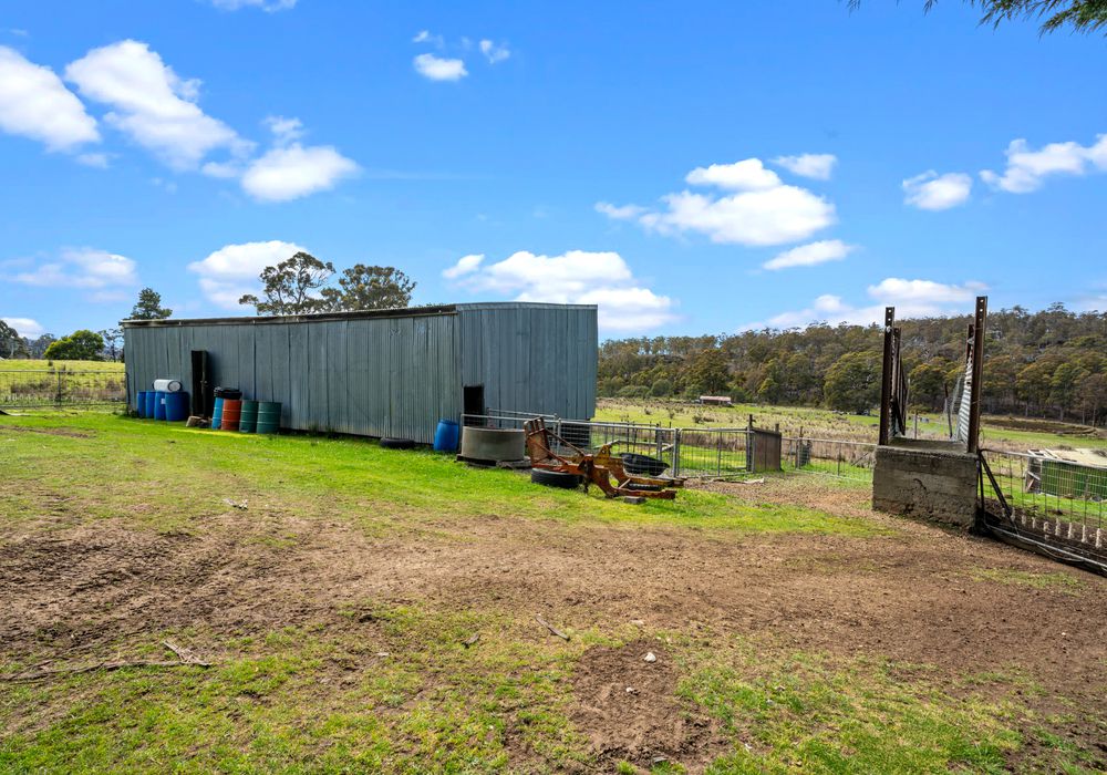 523 Yarlington Road, Colebrook