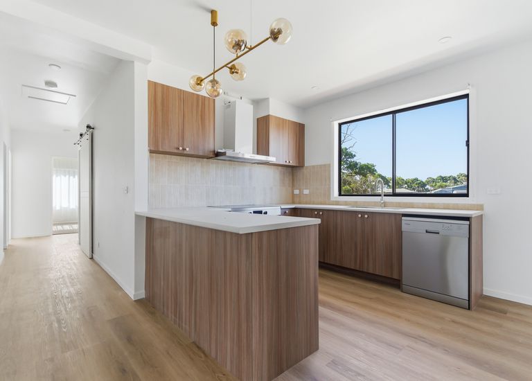 138 Oakleys Road, Portland