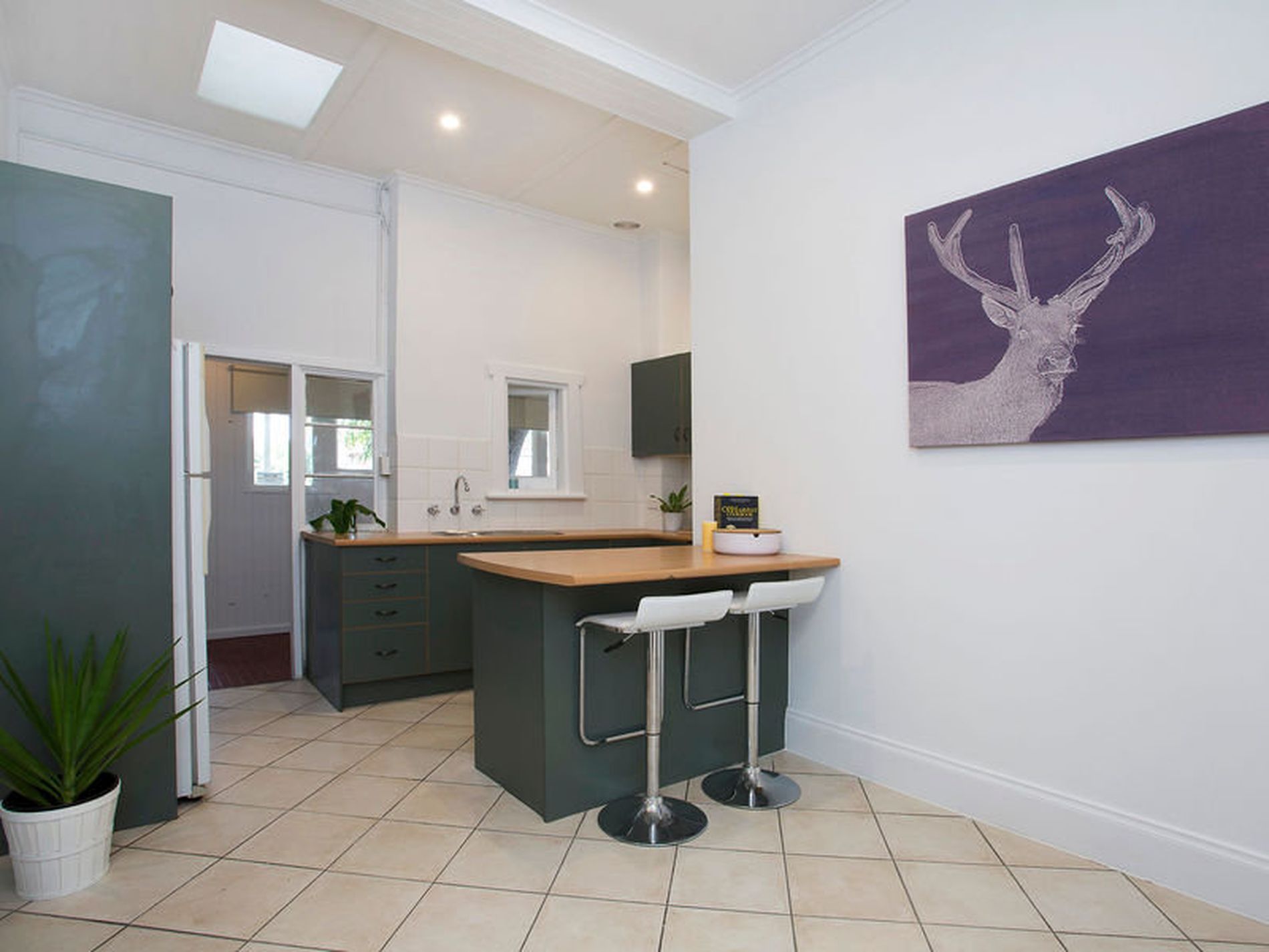 207 Sir Donald Bradman Drive, Cowandilla