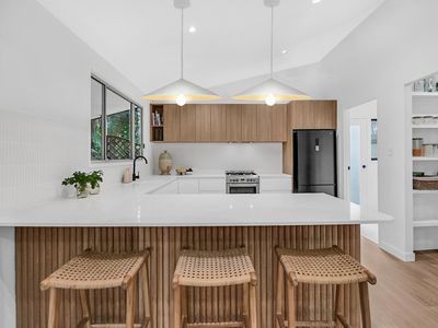 2 Eucalyptus Ave, Varsity Lakes