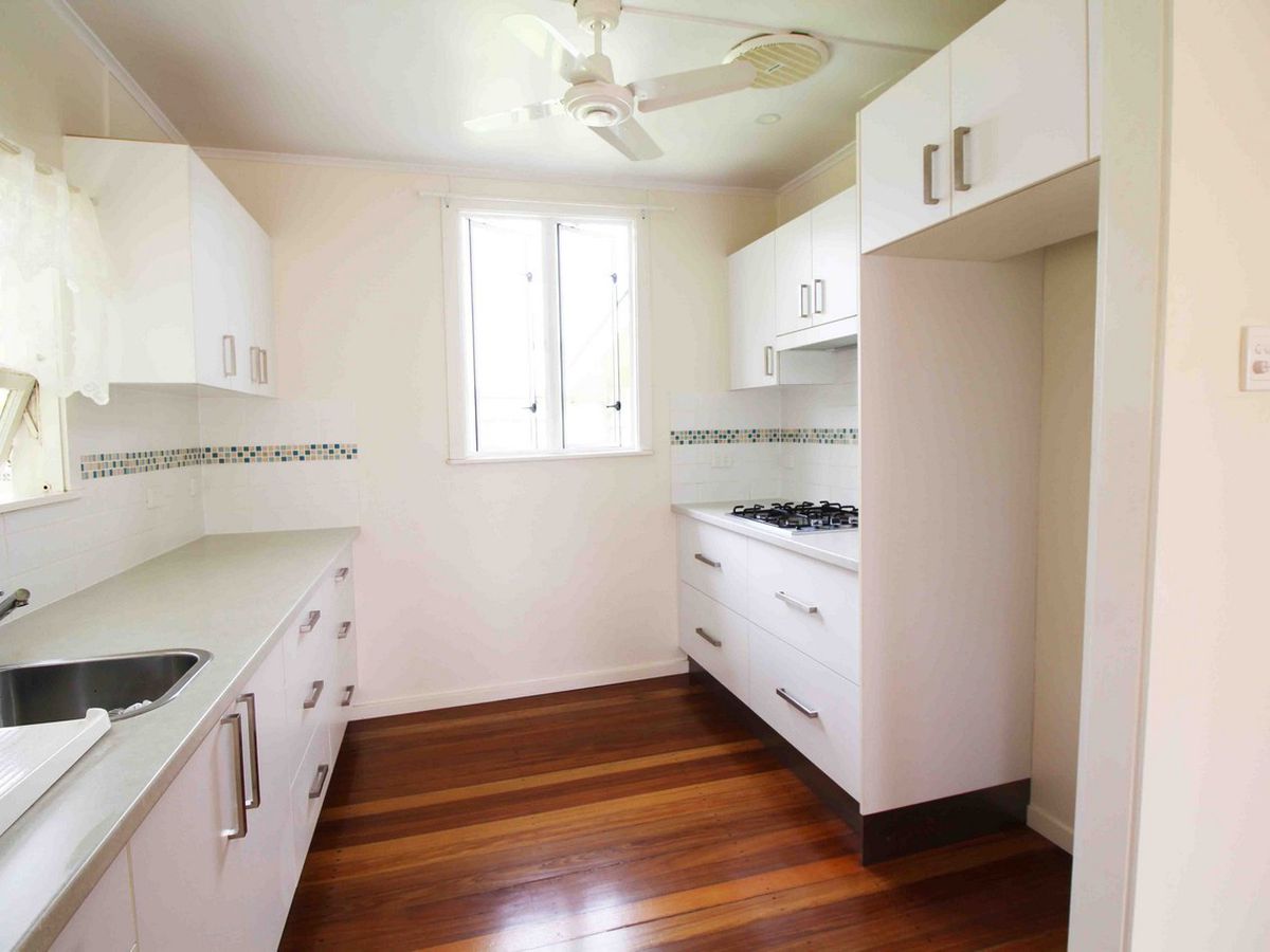 27 LODER STREET, Atherton
