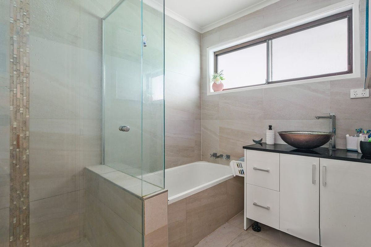 353-359 MIDDLE ROAD, Boronia Heights