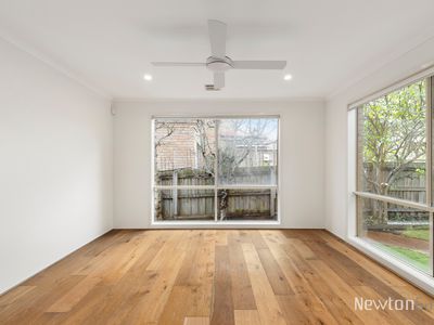 8 Jising Court, Doncaster East