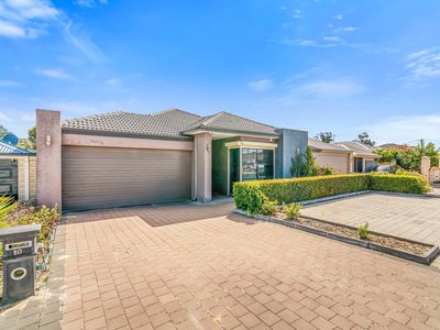 10 Holywell Street, Middle Swan