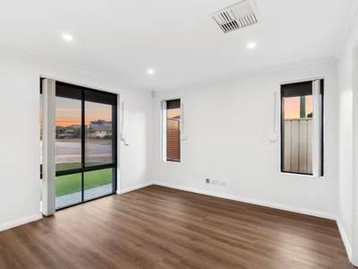 21 Greenland Boulevard, Canning Vale