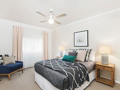 1 / 10 Oliver Avenue, Blackburn