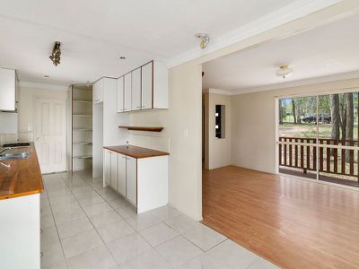 3 Oak Street, Brightview