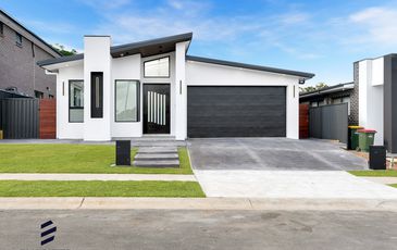 16 Preston Street, Claymore