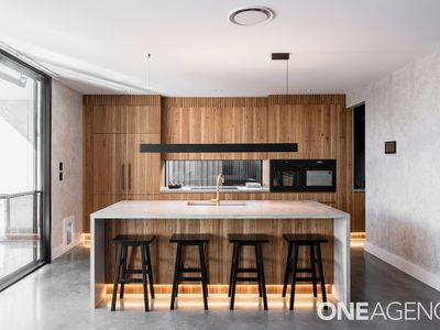 24 Matthew Street, Fairy Meadow