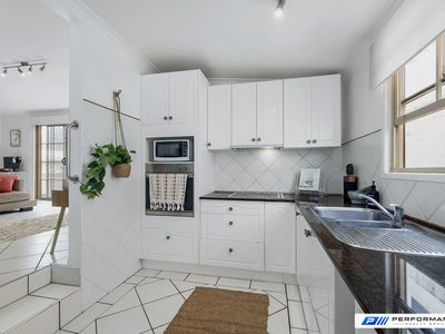 2 / 6 Francis Street, Mermaid Beach