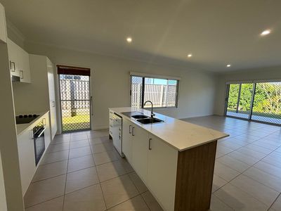 52 / 8 Petrie Street, South Mackay