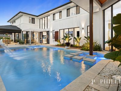 2566 Cressbrook Drive, Hope Island