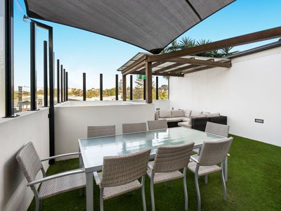 1 / 3 Harrys Road , Taringa