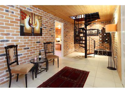 657 Ford Road, Priestdale