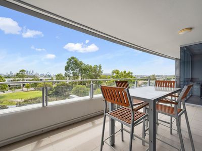 303/30 The Circus, Burswood