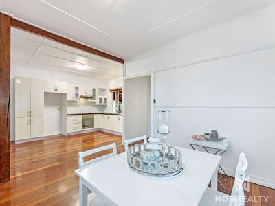 122 Jacaranda Street, North Booval