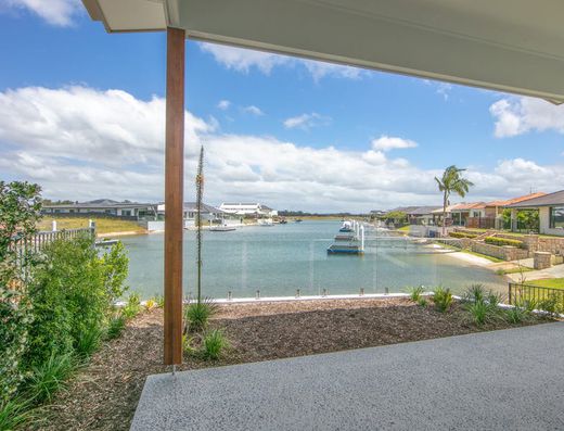 Modern 3 Bedroom Waterfront Home
