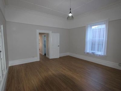 2 / 12 Thomas Street, Geelong West