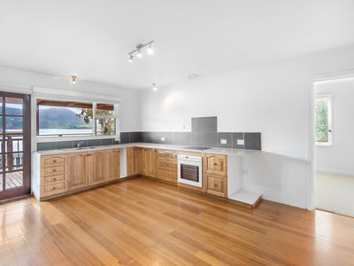 15 Wendourie Parade, Austins Ferry