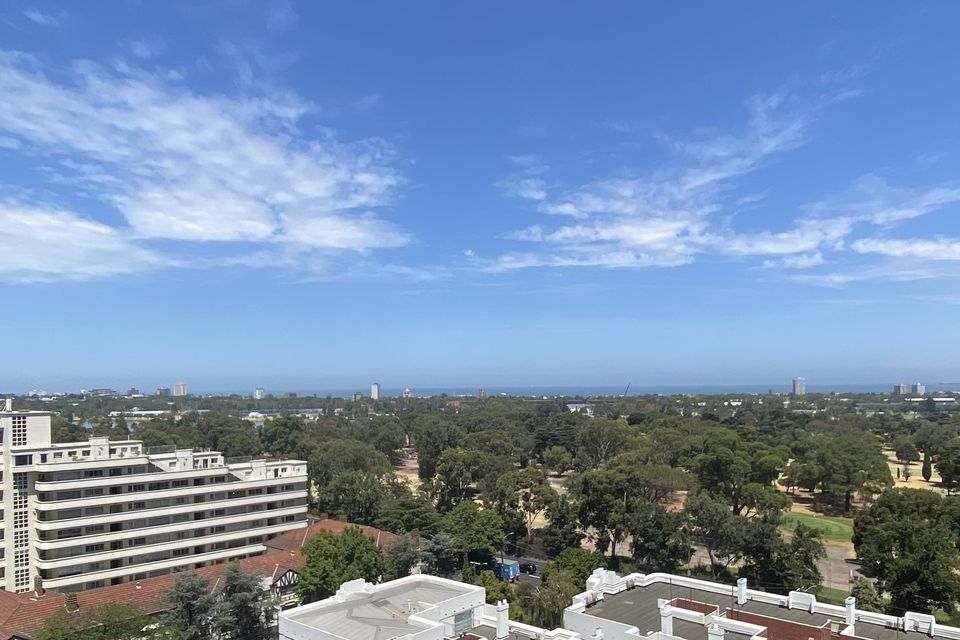 1005 / 480 St Kilda Road, Melbourne