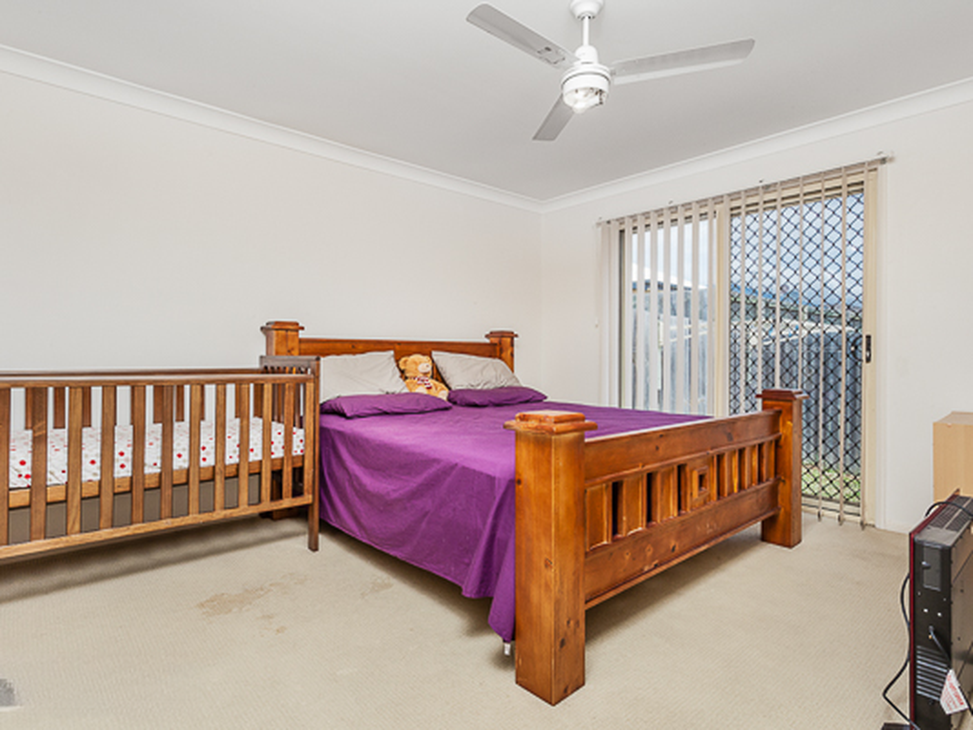2/3 Lady Bowen Parade, Rothwell
