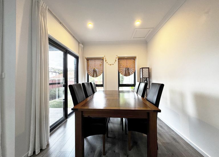 27 Ronald Street, Padstow