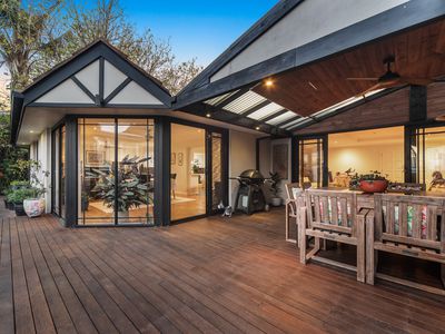 4 Ash Grove South , Langwarrin