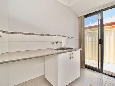 17 Forward Street , Baldivis