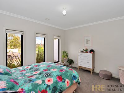 1 / 62 McTavish Boulevard, Horsham