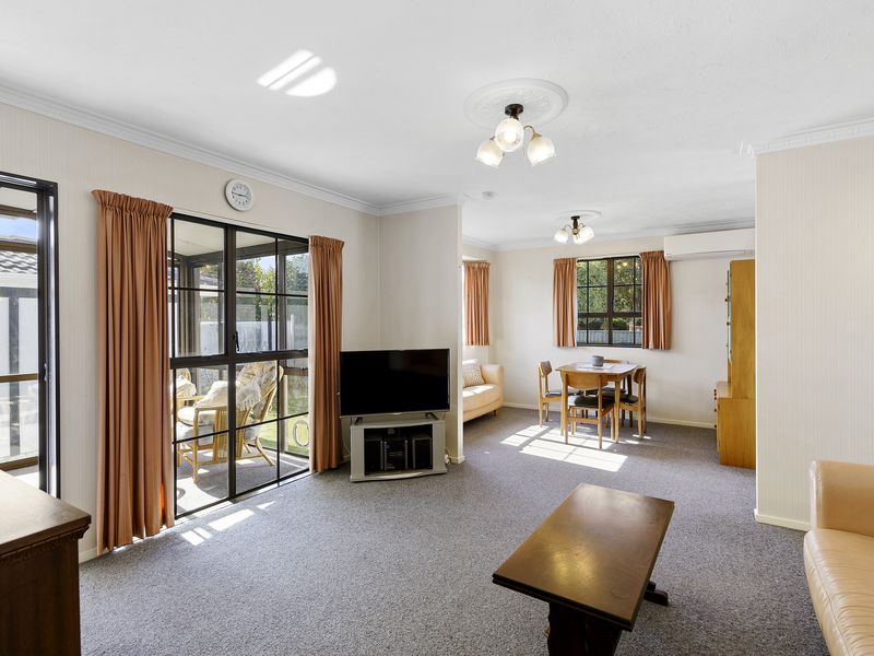4 / 3 Islington Street, Trentham