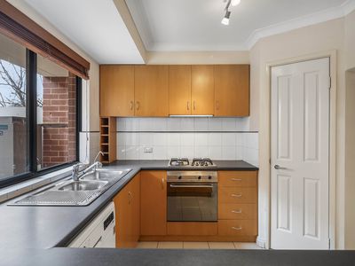 6 / 374 Stirling Street, Highgate