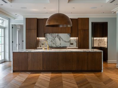 2 / 147 Darling Point Road, Darling Point