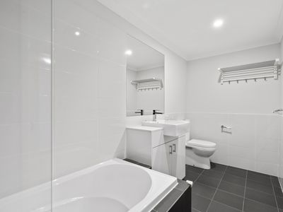 3 / 2 First Avenue, Applecross