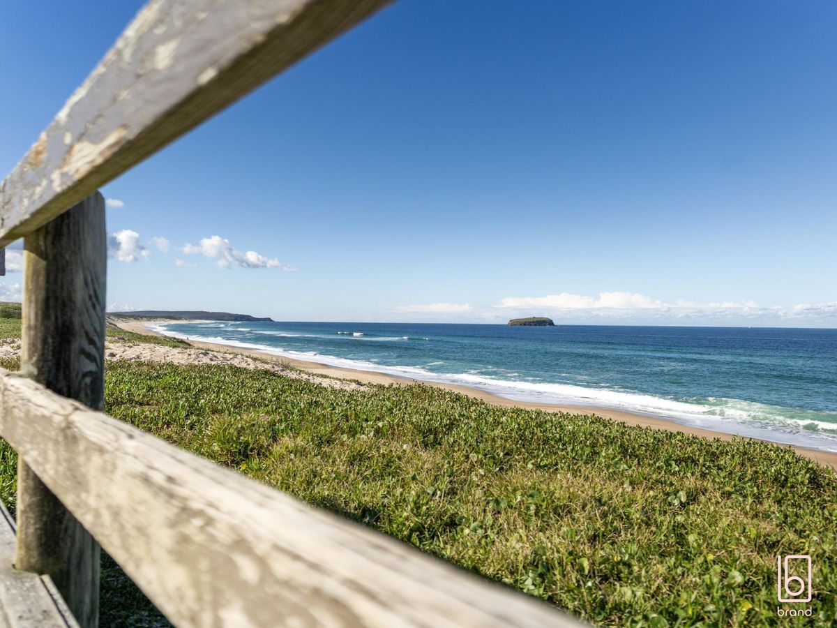 22A Woolana Avenue, Budgewoi