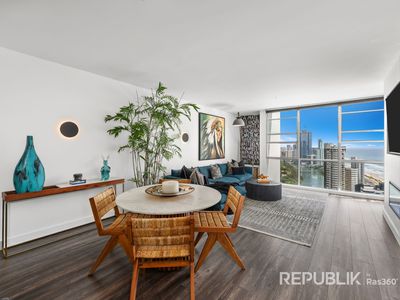 2704 / 3422 Surfers Paradise Boulevard, Surfers Paradise