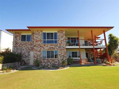 9 Cove Boulevard, River Heads