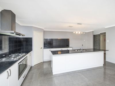 3 Luminous Boulevard, Bennett Springs