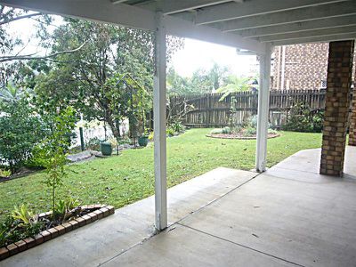 2 / 5 Further Street, Rochedale South
